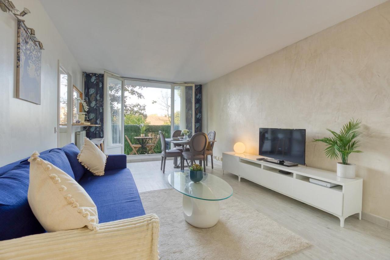 Апартаменты Escale De L'Yvette - 50M2 Cosy, Balcony & Parking Лонжюмо Экстерьер фото