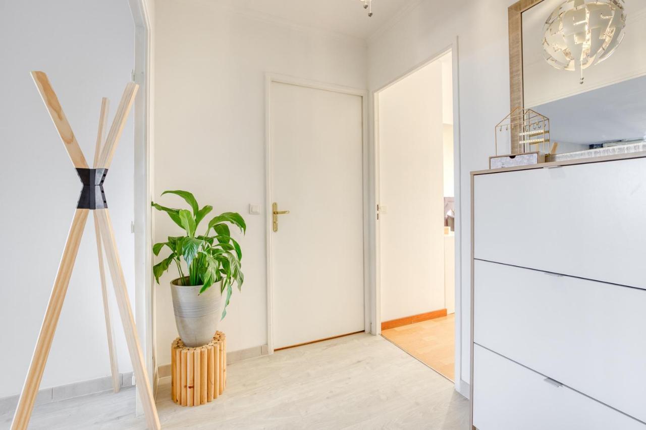 Апартаменты Escale De L'Yvette - 50M2 Cosy, Balcony & Parking Лонжюмо Экстерьер фото